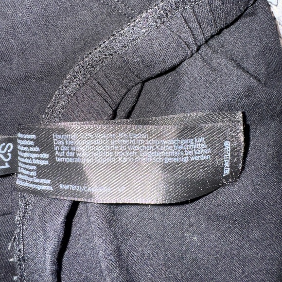 Eileen Fisher Black jersey knit leggings - Picture 4 of 5